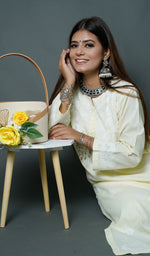 将图像加载到图库查看器中, Women's Lucknowi Handcrafted Mul Cotton Chikankari Kurti - HONC0107661