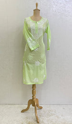 Load image into Gallery viewer, Green Women's Lucknowi Handcrafted Cotton Chikankari Kurti