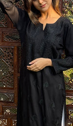 Load image into Gallery viewer, Women's Lucknowi Handcrafted Cotton Chikankari Kurti - HONC0232156