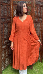 Load image into Gallery viewer, Women's Lucknowi Handcrafted Muslin Chikankari Kurti - HONC0229240