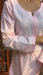 将图像加载到图库查看器中, Gulnaaz Women's Lucknowi Handcrafted Cotton Chikankari Kurti - HONC0161278