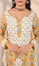 Load image into Gallery viewer, Zainish Women's Lucknowi Handcrafted Mul Cotton Chikankari Kurti - HONC0120069
