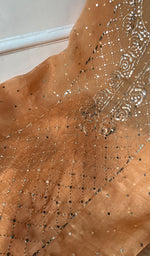 将图像加载到图库查看器中, Marifa Women's Lakhnavi Handcrafted Pure Organza Chikankari Unstitched Kurta And Dupatta Set- HONC0300622