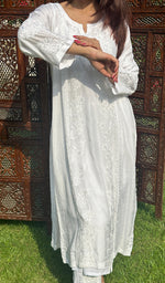Load image into Gallery viewer, White Lucknowi Chikankari kurtas