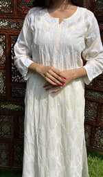 Load image into Gallery viewer, Ansara Women's Lucknowi Handcrafted Cotton Chikankari Kurti - HONC0221393