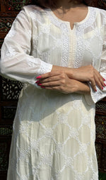 Load image into Gallery viewer, Ansara Women's Lucknowi Handcrafted Cotton Chikankari Kurti - HONC0221393