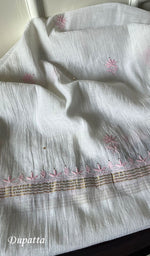 Load image into Gallery viewer, Women's Lakhnavi Handcrafted Maheshwari Mul Chanderi Kurta And Dupatta Set - HONC0178087