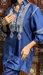 Load image into Gallery viewer, Women's Lakhnavi Handcrafted Chanderi Silk Chikankari Blue Top And Pant Set