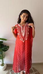 Load image into Gallery viewer, Pragya Women's Lucknowi Handcrafted Mul chanderi Chikankari Kaftan - HONC0459878
