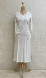 Load image into Gallery viewer, Women's Lakhnavi Handcrafted White Cotton Chikankari Kurti - NC073191