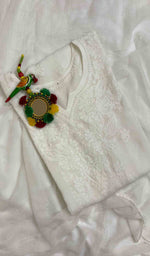 将图像加载到图库查看器中, Women's Lakhnavi Handcrafted Viscose Georgette Chikankari Kurti - HONC029637