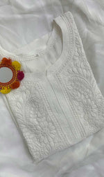 Load image into Gallery viewer, Women's Lucknowi Handcrafted Muslin Chikankari Kurti - HONC069426