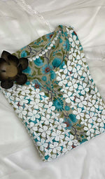Load image into Gallery viewer, Zainish Women's Lucknowi Handcrafted Mul Cotton Chikankari Kurti - HONC0135929