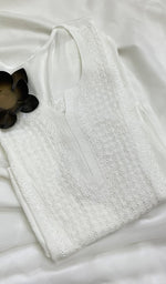将图像加载到图库查看器中, Women's Lucknowi Handcrafted Muslin Chikankari Kurti - HONC0127162