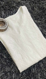 将图像加载到图库查看器中, Zoya Women's Lucknowi Handcrafted Muslin Chikankari Kurti - HONC0207582