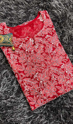 将图像加载到图库查看器中, Lucknowi 手工制作的人造乔其纱 Chikankari Kurti - HONC078882