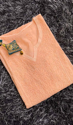 将图像加载到图库查看器中, 勒克瑙手工制作的平纹细布 Chikankari Kurti - HONC0115878