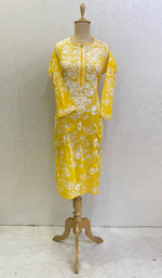 Load image into Gallery viewer, Women's Lucknowi Handcrafted Cotton Chikankari Kurti- HONC0147433