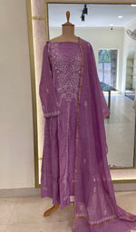 将图像加载到图库查看器中, Women's Lakhnavi Handcrafted Linen Cotton Semi -Stitched Anarkali And Dupatta Set - HONC0246481