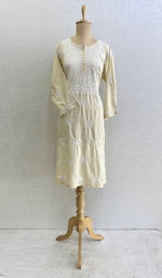 Load image into Gallery viewer, Tayeba Women's Lucknowi Handcrafted Mul Cotton Chikankari Kurti - HONC0133751
