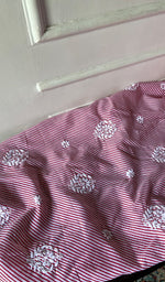 将图像加载到图库查看器中, Women's Lakhnavi Handcrafted Cotton Chikankari Unstitched Kurti Fabric - HONC0364282