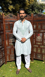 Load image into Gallery viewer, Men's Lucknowi Handcrafted Cotton Chikankari Kurta - HONC0329873