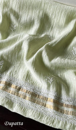 将图像加载到图库查看器中, Women's Lakhnavi Handcrafted Mul Chanderi Kurta And Dupatta Set - HONC0289008