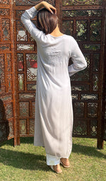 将图像加载到图库查看器中, Heer Women's Lucknowi Handcrafted Modal Cotton Chikankari Kurti - HONC0236995