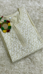 Load image into Gallery viewer, Gulnaaz Women's Lucknowi Handcrafted Mul Cotton Chikankari Kurti - HONC0161269