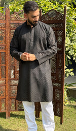 Load image into Gallery viewer, Men's Lucknowi Handcrafted Cotton Chikankari Kurta - HONC011494