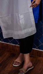 Load image into Gallery viewer, Women's Lucknowi Handcrafted Cotton Chikankari Stoles - HONC0198391