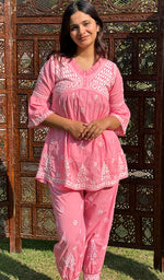 将图像加载到图库查看器中, Rania Women's Lakhnavi Handcrafted Cotton Chikankari Short Kurta And Afghani pant Set - HONC0268714