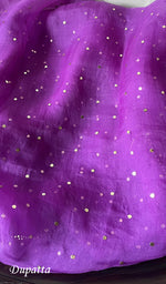 将图像加载到图库查看器中, Marifa Women's Lakhnavi Handcrafted Pure Organza Chikankari Unstitched Kurta And Dupatta Set- HONC0296141