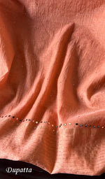 Load image into Gallery viewer, Women's Lakhnavi Handcrafted Mul Chanderi Kurta And Dupatta Set - HONC0289402