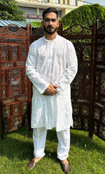 Load image into Gallery viewer, Men's Lucknowi Handcrafted Cotton Chikankari Kurta - HONC0295792