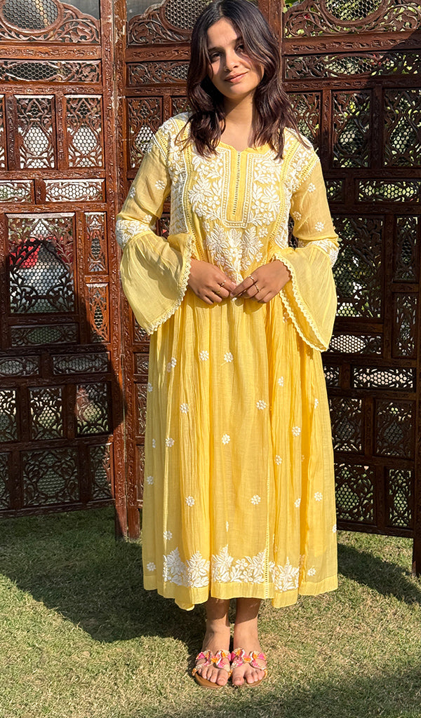 Fariah Women's Lucknowi Handcrafted Mul Chanderi Chikankari Kurti - HONC0264995