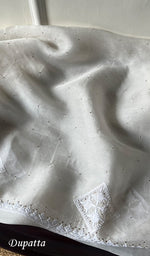 将图像加载到图库查看器中, Women's Lakhnavi Handcrafted Pure Organza Chikankari Unstitched Kurta And Dupatta Set- HONC0292518