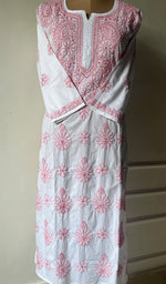 将图像加载到图库查看器中, Women's Lucknowi Handcrafted Cotton Chikankari Kurti - HONC0273989