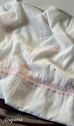 将图像加载到图库查看器中, Women's Lakhnavi Handcrafted Mul Chanderi Semi -stitched Kurta And Dupatta Set - HONC0271879