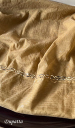 将图像加载到图库查看器中, Women's Lakhnavi Handcrafted Mul Chanderi Kurta And Dupatta Set - HONC0289406
