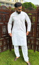 Load image into Gallery viewer, Men's Lucknowi Handcrafted Cotton Chikankari Kurta And Pant Set - HONC0289319