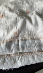 将图像加载到图库查看器中, Women's Lakhnavi Handcrafted Mul Chanderi Semi - Stitched Kurta And Dupatta Set - HONC0252584