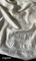 将图像加载到图库查看器中, Women's Lakhnavi Handcrafted Tussar Silk Chikankari Kurta And Dupatta Set - HONC0262815