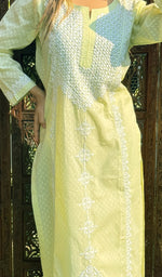 将图像加载到图库查看器中, Women's Lucknowi Handcrafted Cotton Chikankari Kurti - HONC0217320