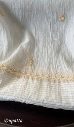 Load image into Gallery viewer, Women's Lakhnavi Handcrafted Mul Chanderi Unstitched Kurta And Dupatta Set - HONCO287714