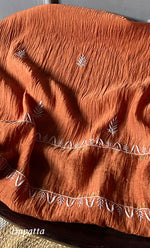 将图像加载到图库查看器中, Women's Lakhnavi Handcrafted Mul Chanderi Semi - Stitched Kurta And Dupatta Set - HONC0308702