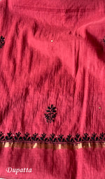 将图像加载到图库查看器中, Women's Lakhnavi Handcrafted Mul Chanderi Semi - Stitched Kurta And Dupatta Set - HONC0257376