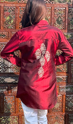 将图像加载到图库查看器中, Pure banglore silk top with fine Chikankari