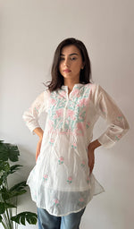 Load image into Gallery viewer, Women's Lakhnavi Handcrafted Mul Chanderi Chikankari Top - HONC0372702