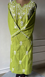 将图像加载到图库查看器中, Women's Lucknowi Handcrafted Cotton Chikankari Kurti - HONC0301041